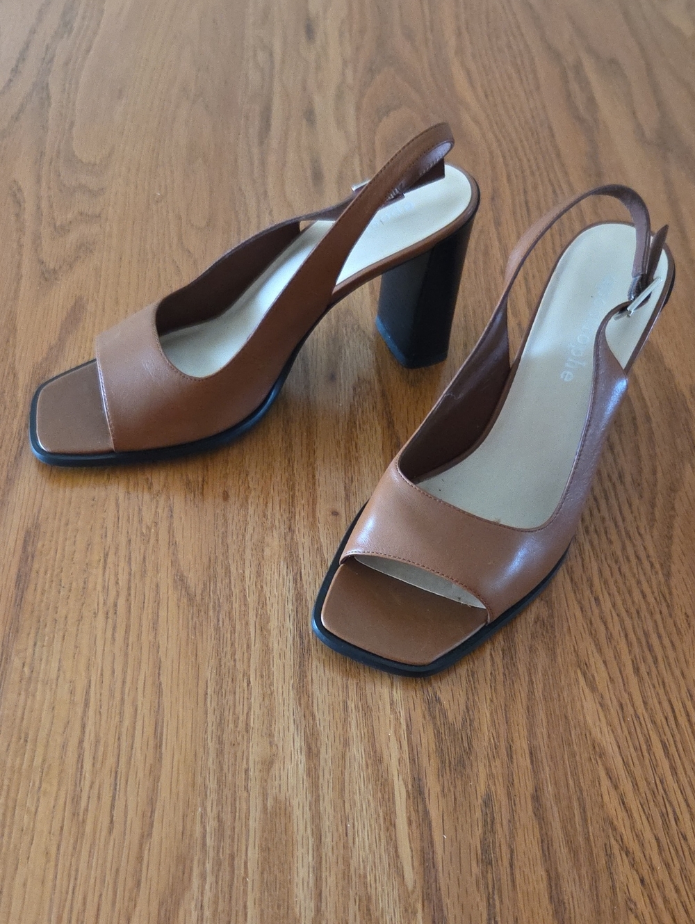 Apostrophe Women’s Brown Slingback Block 3.5" Heel Sandals